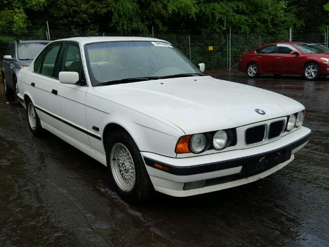 WBAHD6323SGK51481 - 1995 BMW 525 I AUTO WHITE photo 1