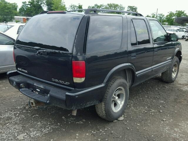 1GNCS13X13K164394 - 2003 CHEVROLET BLAZER BLACK photo 4