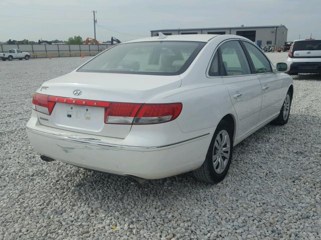 KMHFC4DDXAA460411 - 2010 HYUNDAI AZERA GLS WHITE photo 4