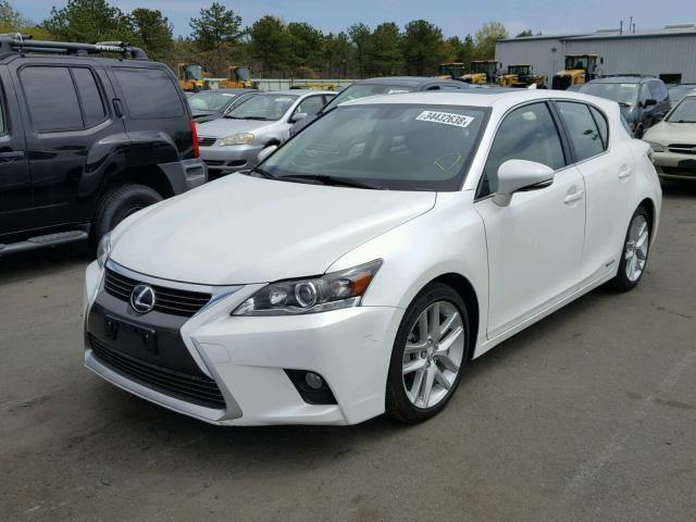 JTHKD5BH5F2250326 - 2015 LEXUS CT 200 WHITE photo 2