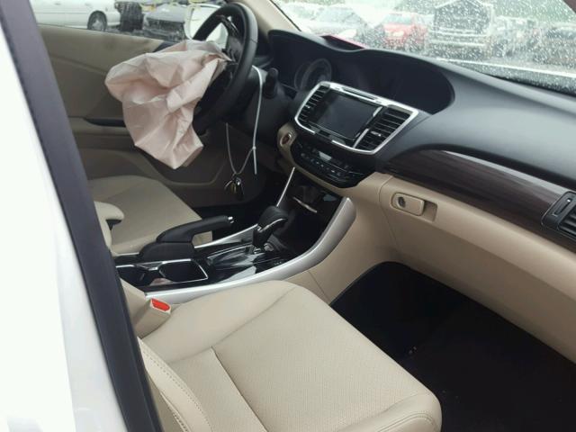 1HGCR2F82HA219271 - 2017 HONDA ACCORD EXL WHITE photo 5