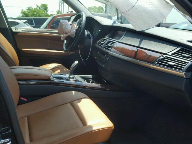 5UXFE8C53AL310370 - 2010 BMW X5 XDRIVE4 Siyah fotoğraf 5