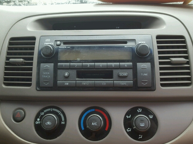 4T1BE32K62U539451 - 2002 TOYOTA CAMRY LE მწვანე ფოტო 9