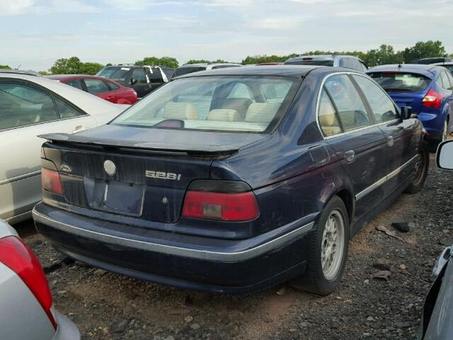 WBADM6345YGU04371 - 2000 BMW 528 I AUTO BLUE photo 4