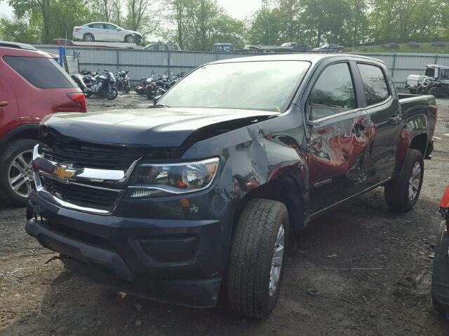 1GCGTCEN6J1117878 - 2018 CHEVROLET COLORADO L GRAY photo 2