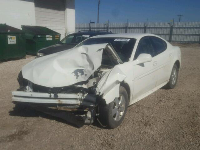 2G2WP552961227816 - 2006 PONTIAC GRAND PRIX თეთრი ფოტო 2