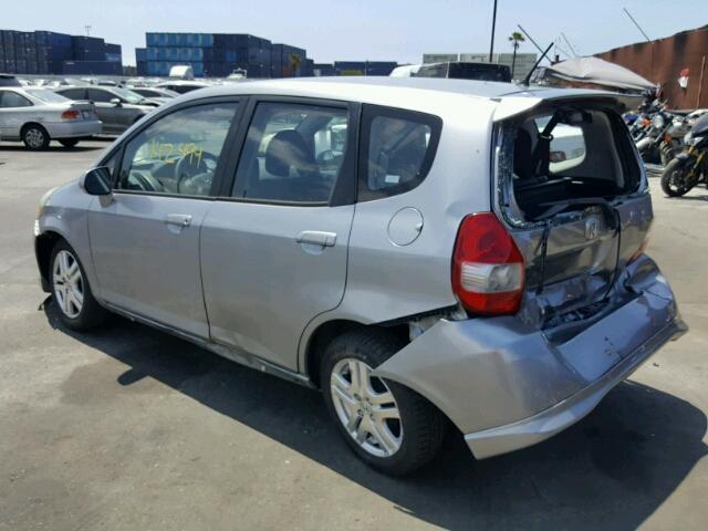 JHMGD38617S031431 - 2007 HONDA FIT S SILVER photo 3