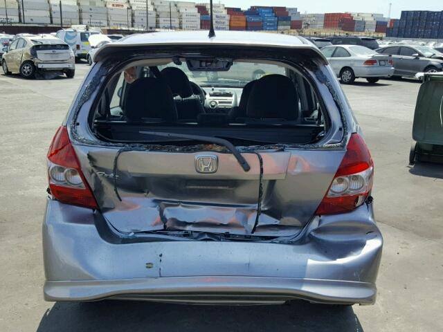 JHMGD38617S031431 - 2007 HONDA FIT S SILVER photo 9