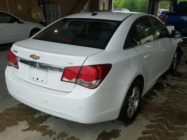 1G1PC5SB1D7104987 - 2013 CHEVROLET CRUZE LT WHITE photo 4