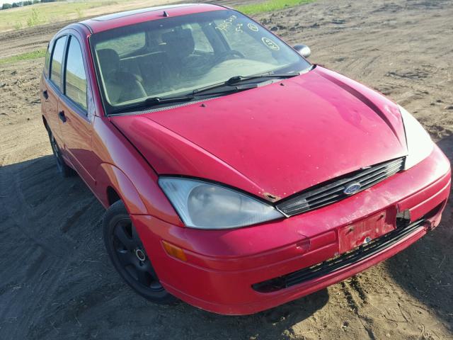 3FAFP37322R223544 - 2002 FORD FOCUS ZX5 RED photo 1