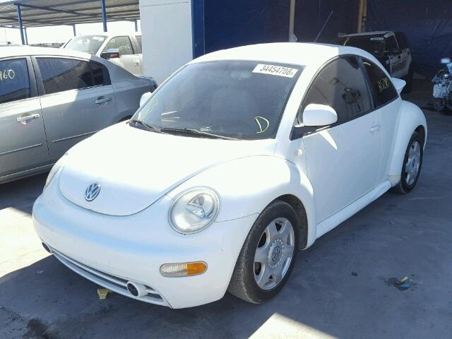 3VWCA21C4XM400436 - 1999 VOLKSWAGEN NEW BEETLE 白色 照片 2