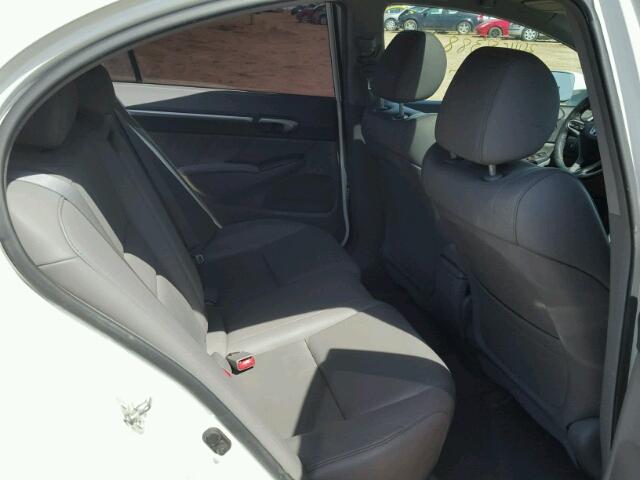 2HGFA1E02AH005477 - 2010 HONDA CIVIC EXL WHITE photo 6