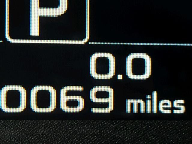 JF2SJAGC2JH412548 - 2018 SUBARU FORESTER 2 WHITE photo 8