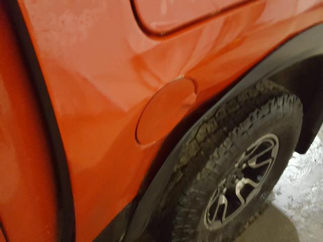 1C6RR7YT2FS751108 - 2015 RAM 1500 REBEL წითელი ფოტო 9