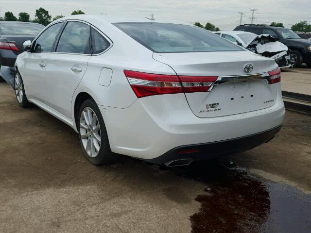 4T1BK1EB8DU008960 - 2013 TOYOTA AVALON BAS Weiß Foto 3