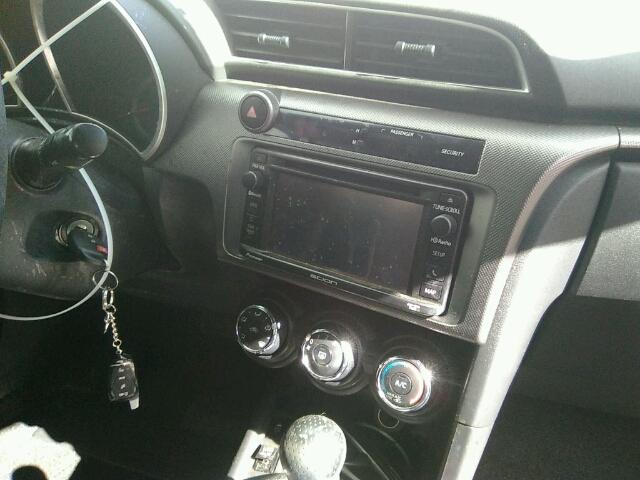 JTKJF5C78E3079036 - 2014 TOYOTA SCION TC 白色 照片 9