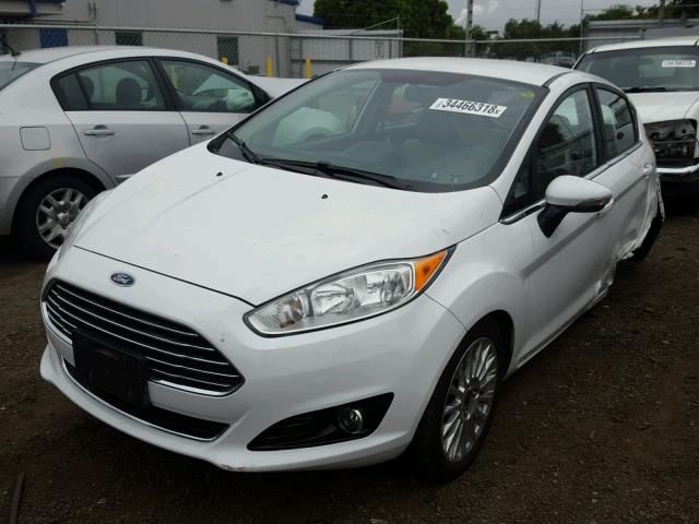 3FADP4FJ1FM176331 - 2015 FORD FIESTA TIT WHITE photo 2