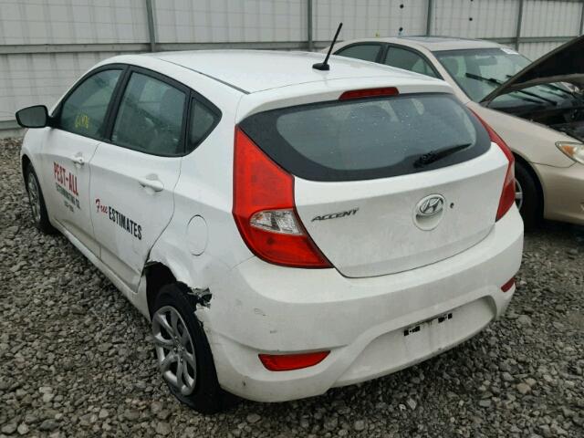 KMHCT5AE6DU093838 - 2013 HYUNDAI ACCENT GLS WHITE photo 3