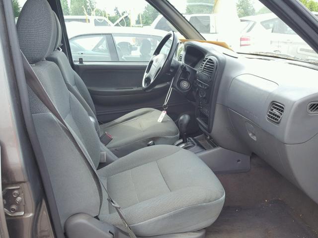 KNDJA723325133293 - 2002 KIA SPORTAGE GRAY photo 5