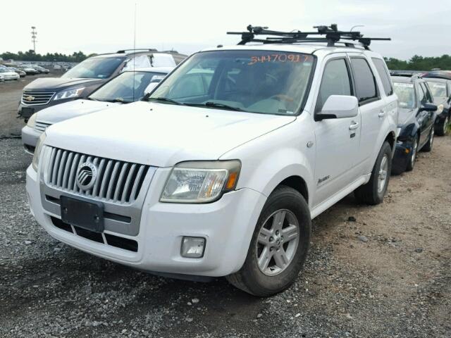 4M2CU39H28KJ02518 - 2008 MERCURY MARINER HE WHITE photo 2