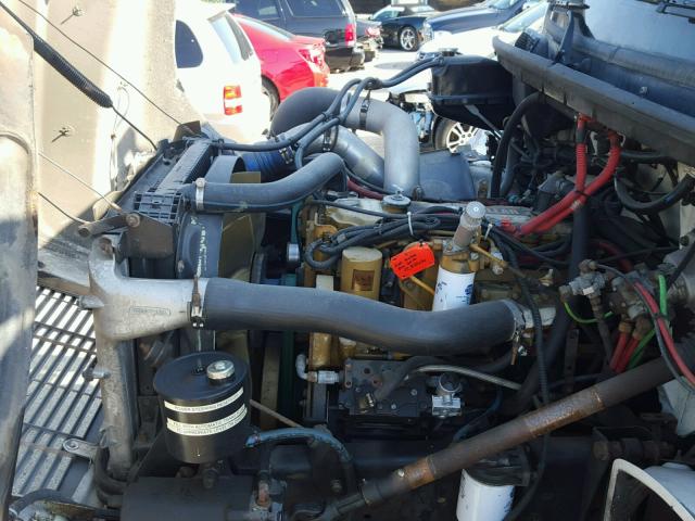 1FVABTAK21HH15372 - 2001 FREIGHTLINER MEDIUM CON WHITE photo 7