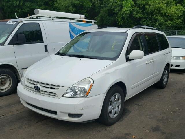 KNDMB233196318393 - 2009 KIA SEDONA EX WHITE photo 2