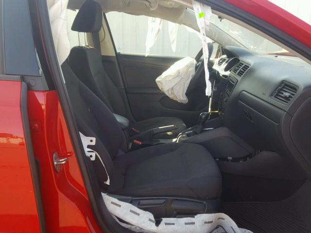 3VW2K7AJ0FM303527 - 2015 VOLKSWAGEN JETTA BASE RED photo 5