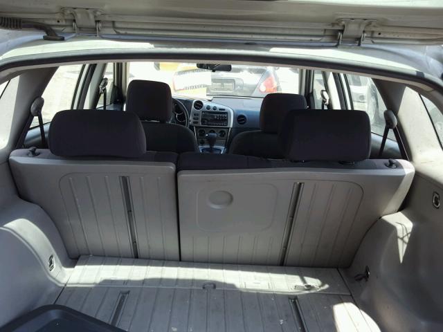 2T1KR32E13C070951 - 2003 TOYOTA MATRIX 银色 照片 9