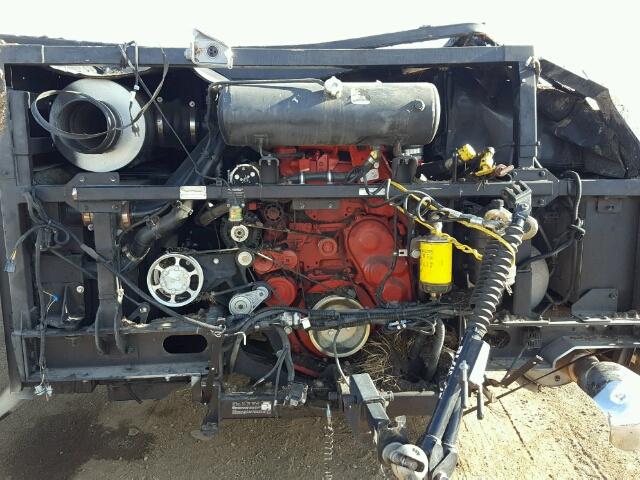 4UZFC1BG9GCHN7094 - 2016 FREIGHTLINER X LINE MOT ბეჟი ფოტო 7