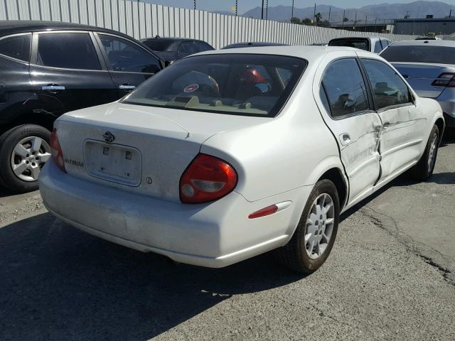 JN1CA31D5YT746163 - 2000 NISSAN MAXIMA GLE WHITE photo 9