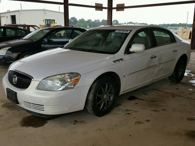 1G4HD57226U133996 - 2006 BUICK LUCERNE CX WHITE photo 2