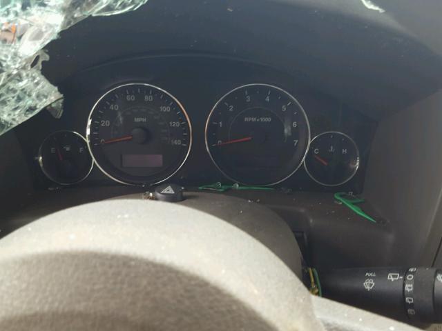 1J8HG48P87C633807 - 2007 JEEP COMMANDER SILVER photo 8