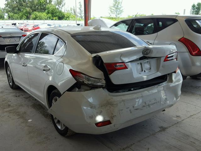 19VDE1F35DE017828 - 2013 ACURA ILX 20 WHITE photo 3