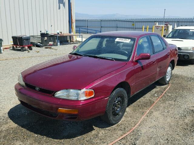 4T1BG12K9TU702237 - 1996 TOYOTA CAMRY DX MAROON photo 2