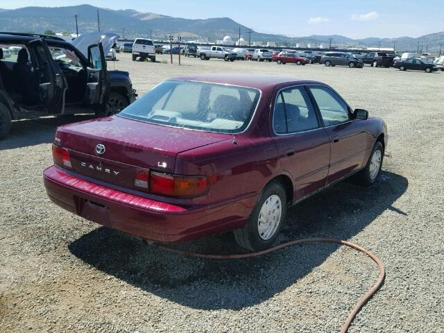 4T1BG12K9TU702237 - 1996 TOYOTA CAMRY DX MAROON photo 4