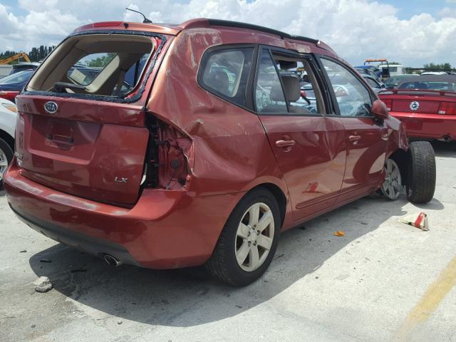 KNAFG525477073351 - 2007 KIA RONDO BASE RED photo 4