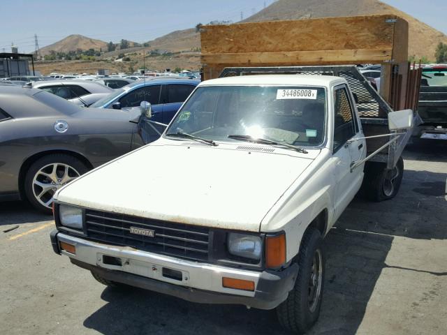 JT5RN75T1G0005301 - 1986 TOYOTA PICKUP CAB WHITE photo 2