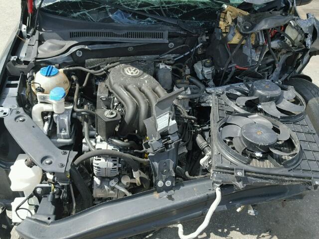 3VW2K7AJ9DM318654 - 2013 VOLKSWAGEN JETTA BASE GRAY photo 7