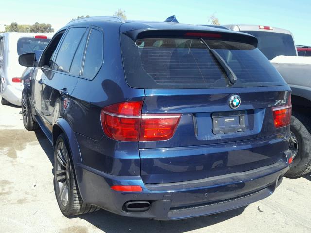 5UXZV8C51BL421675 - 2011 BMW X5 XDRIVE5 BLUE photo 3