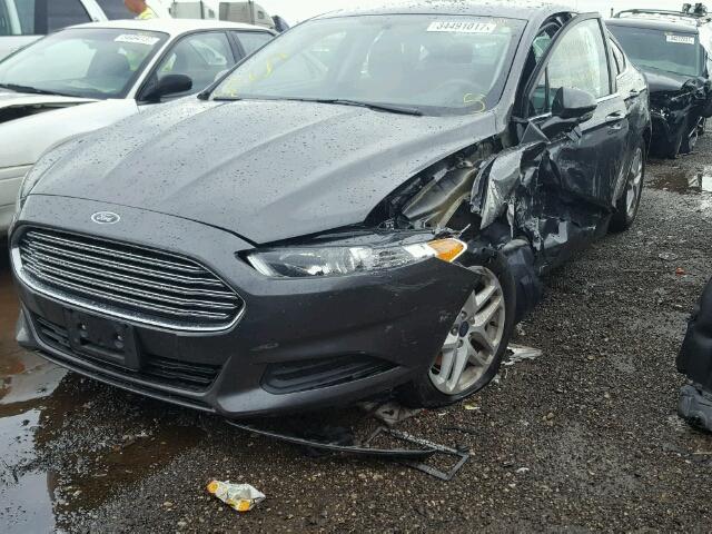 3FA6P0H71GR191435 - 2016 FORD FUSION SE GRAY photo 2