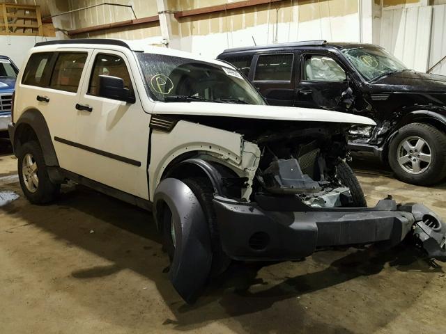 1D8GU28K87W664902 - 2007 DODGE NITRO SXT WHITE photo 1