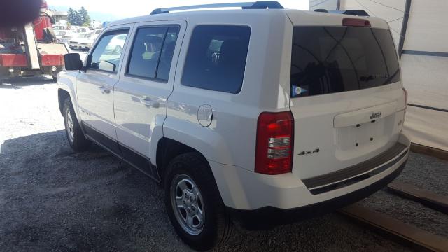 1C4NJRAB1GD580417 - 2016 JEEP PATRIOT WHITE photo 3