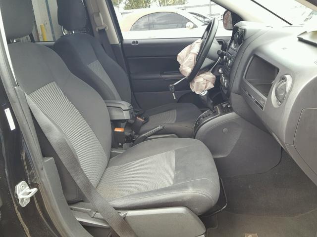 1J4NT1FB5BD150607 - 2011 JEEP COMPASS SP BLACK photo 5