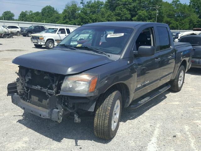 1N6BA0ED1BN312946 - 2011 NISSAN TITAN S GRAY photo 2