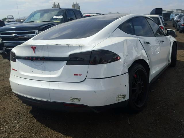 5YJSA1E25FF106508 - 2015 TESLA MODEL S WHITE photo 4