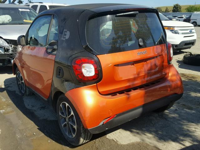 WMEFJ9BA5HK230393 - 2017 SMART FORTWO ELE 橙色 照片 3