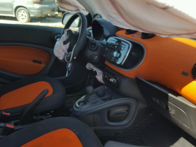 WMEFJ9BA5HK230393 - 2017 SMART FORTWO ELE 橙色 照片 5