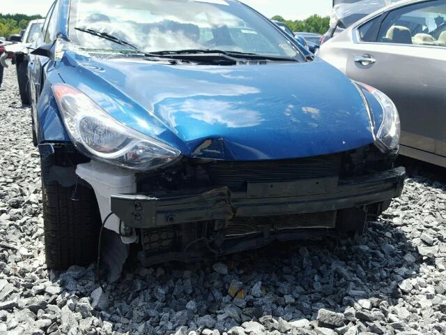 KMHDH4AE1DU990727 - 2013 HYUNDAI ELANTRA BLUE photo 9