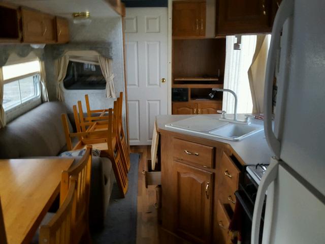 4YDR3772911023659 - 2001 KEYSTONE SPRINTER თეთრი ფოტო 6