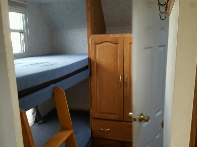 4YDR3772911023659 - 2001 KEYSTONE SPRINTER თეთრი ფოტო 8